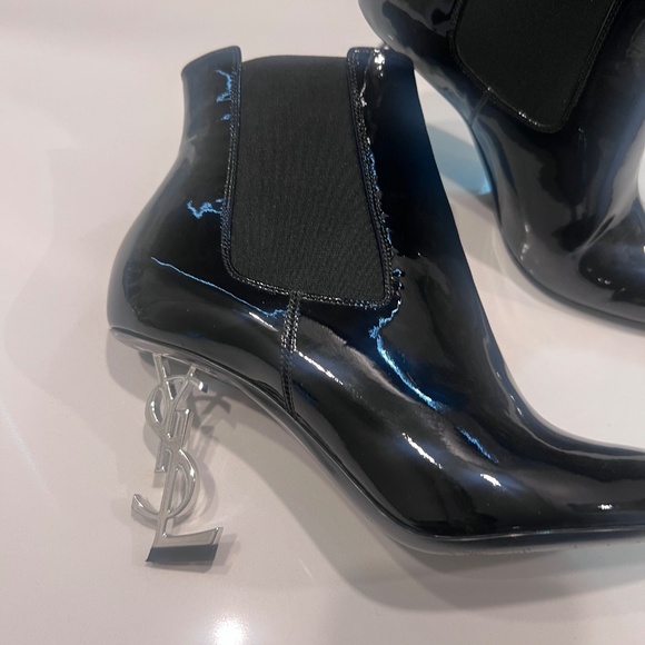 Saint Laurent booties black patent leather - Picture 3 of 8